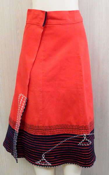 Red and blue heavy African skirt - Size : XL - Length : 77.5 cm