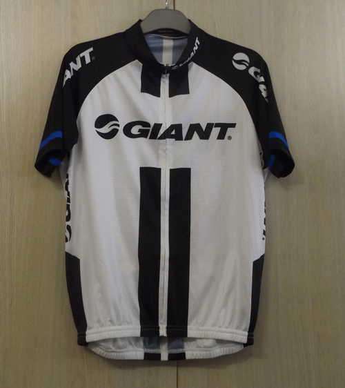 Brand new Vye Cycles Giant cycling shirt - Size : Large