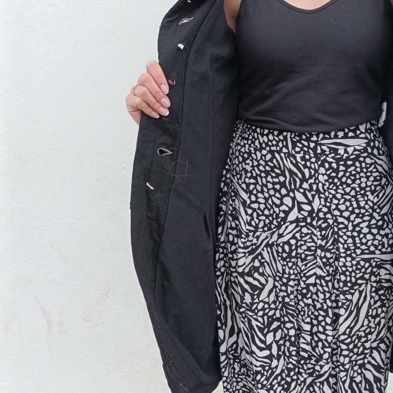 Black puffed jacket beautiful stitching with different colours size: Small lined