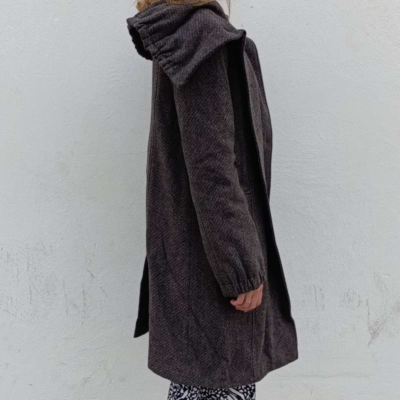 Vintage Liu-Jo lined winter jacket, grey, size M/L, unique collar