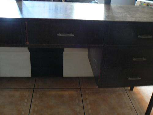 WOW VINTAGE DRESSING TABLE