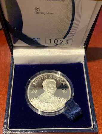 2016 Nelson Mandela Proof R1 silver coin Life on Legend series
