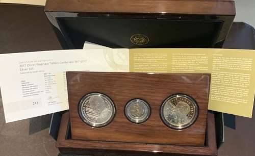 2017 OR Tambo 3 coin set includes RARE proof R5 - SA Mint price R2995