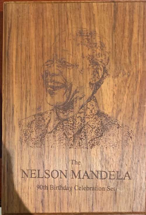 2008 Mandela 90th Birthday 1/2oz 24ct gold and 8.9g Silver bi metal medallion and proof R5 coin set