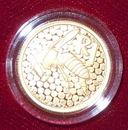 2011 R1 African Honey Bee The SA Pollinators 1/10oz gold coin SEALED