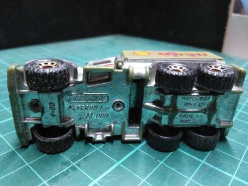 Matchbox Shell Fuel Tanker