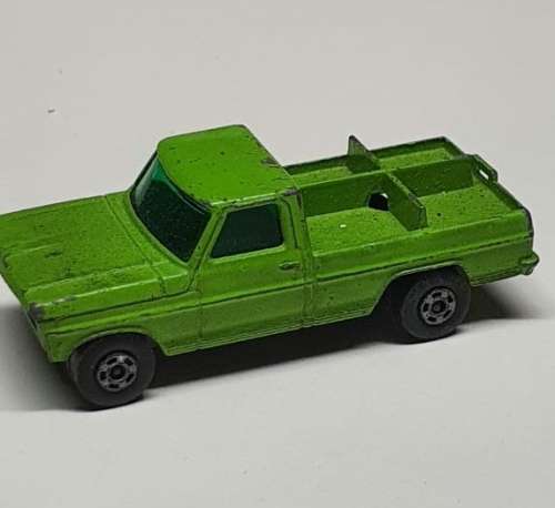 Matchbox Kennel Truck