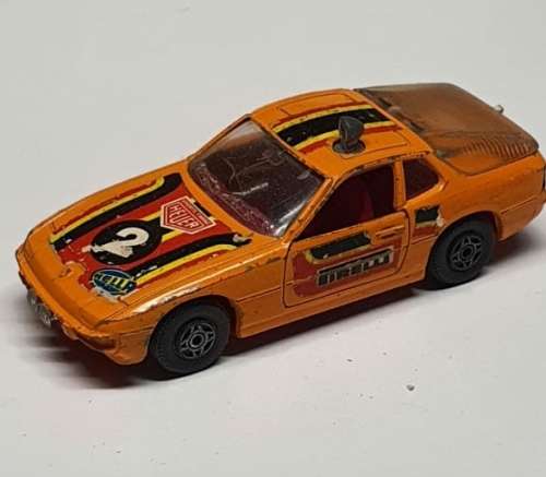 Corgi Porsche 924 Scale 1:43