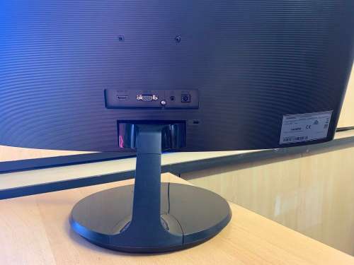 SAMSUNG Curved Black Monitor26.5`