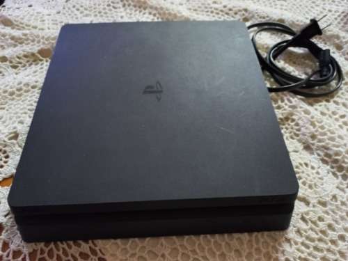 Ps4 Slim 500gb for Spares or repairs