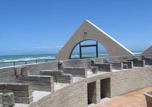 Strand Pavilion / 26 February-1 March (4 nights) 6 adults 2 kids