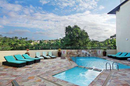 Midweek @ Uvongo river resort 25-29 November 2024 ( 6 adults 2 kids under 12 )
