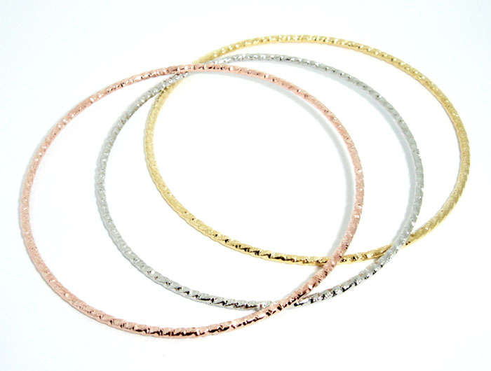 ***Crazy Friday Auction*** Exquisite Three Tone Bangles