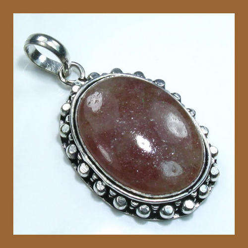NATURAL  RUSSIAN AVENTURINE -  Breathtaking 925 Sterling Silver Pendant