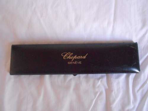 Very Stylish "Chopard" (Geneva), Vintage Leather-bound Watch Case, Chic and in good condition