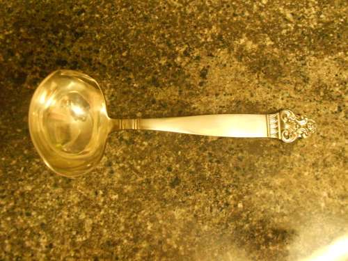 Beautiful 1960's NORWEGIAN EPNS40 Gravy Ladle, Vidar Pattern by T.H. Martinsen