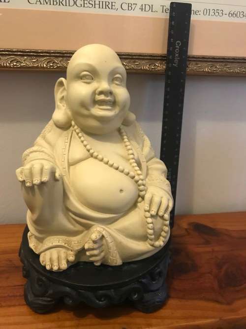 Large Heavy (3.7kg)  SEATED BUDDAH on black footed plinth : Good Condition