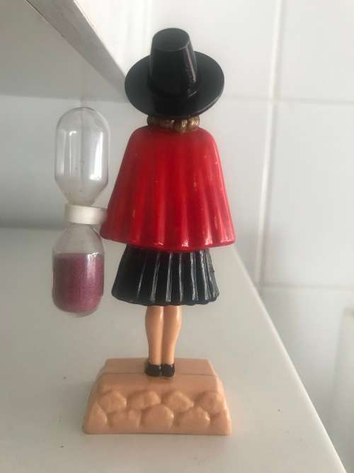 KITCHENALIA : RARE VINTAGE EGGTIMER : Lady (Gwyneth) Welsh National Dress : VG condition