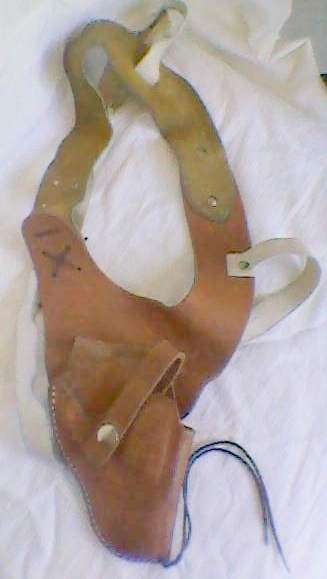 LEFT SHOULDER GUN HOLSTER (LEATHER)