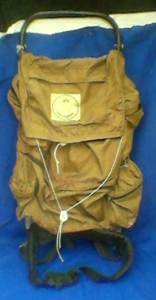 BROWN LEISURECRAFT BACKPACK ALL ZIPS AND STRAPS IN WORKING ORDER