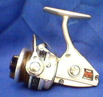 ISUZU CHARGER X-1 FISHING REEL MADE IN JAPAN