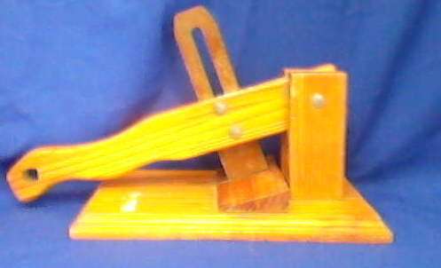 SMALL WOODEN BILTONG CUTTER