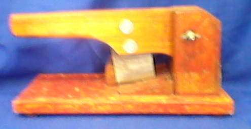 SMALL WOODEN BILTONG CUTTER