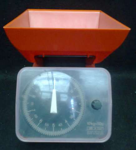 Kitchen Scale Weighs up to 10kg