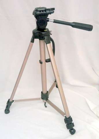 CAMERA TRI-POD