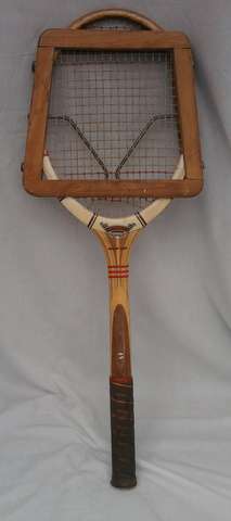 MAXPLY DUNLOP SQUASH RACKET NEEDS NEW STRING