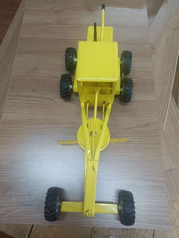 Excellent condition Vintage steel tinplate Olti Strike Grader South Africa farm