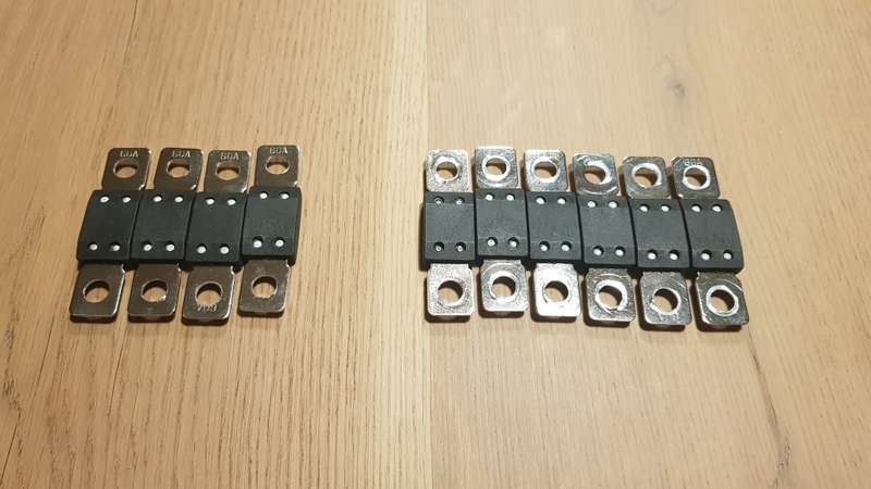 10 x Victron MEGA-fuse 60A/32V (some damage)