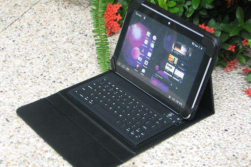 Samsung galaxy tab 10.1  P7100, P7500, P7510  bluetooth keyboard and case