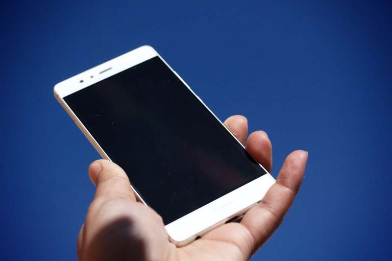 32GB Huawei P9 EVA-L09  **PLEASE READ**