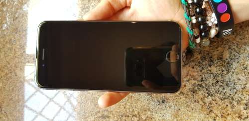 Apple iPhone 7  Black  2GB RAM  128GB ROM  Single Sim (Hardly used, like new condition)