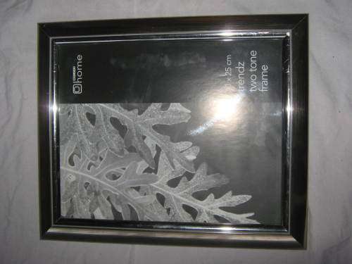 CHROME PHOTO FRAME