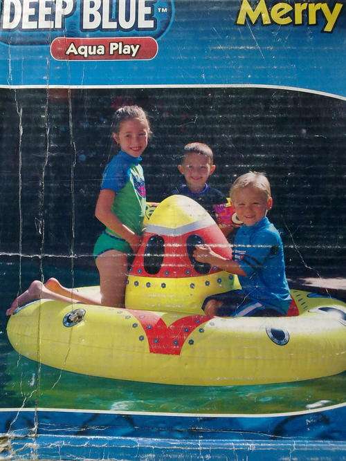 MERRY-GO-ROUND FOR POOLS