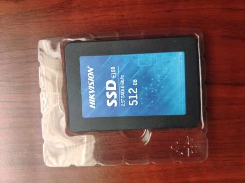 HIK Vision 512 GB SSD