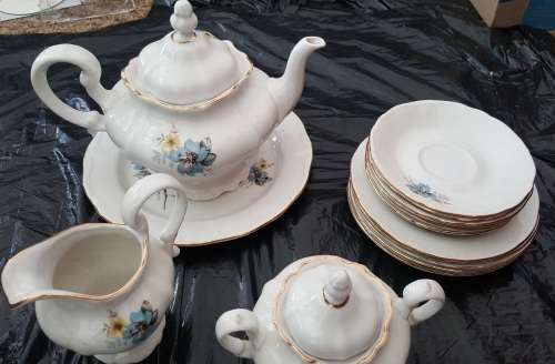 Pretty Constantia Fine China RSA tea set