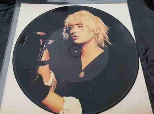 TRANSVISION VAMP - REVOLUTION BABY