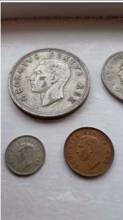 COMPLETE COLLECTION OF 1952 SA UNION COINS - CROWN TO FARTHING!