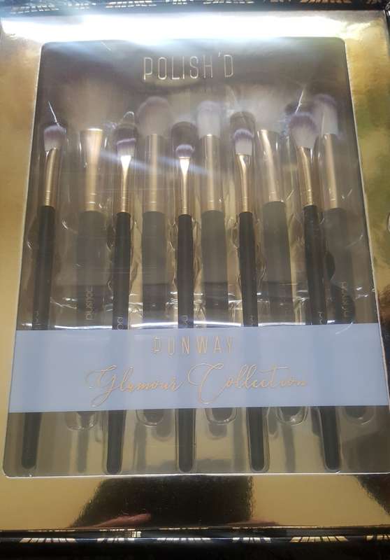 RUNWAY GLAMOUR COLLECTION SET OF 15 MAKEUP BRUSHES BLENDERS & IMPLEMENTS