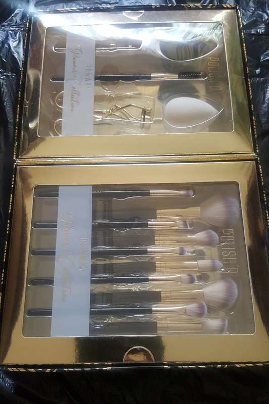RUNWAY GLAMOUR COLLECTION SET OF 15 MAKEUP BRUSHES BLENDERS & IMPLEMENTS