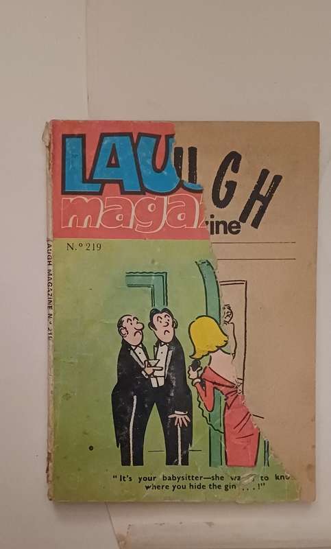 LAUGH MAGAZINE 219