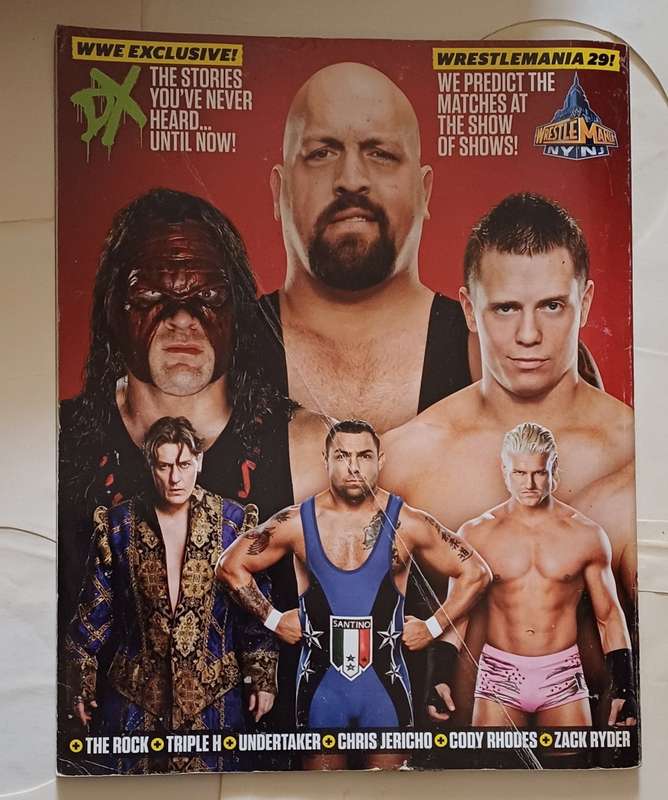 WWE MAGAZINE - JUNE 2012