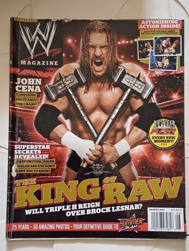 WWE MAGAZINE - AUGUST 2012