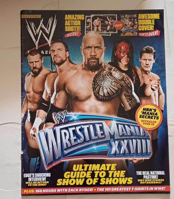 WWE MAGAZINE - APRIL 2012