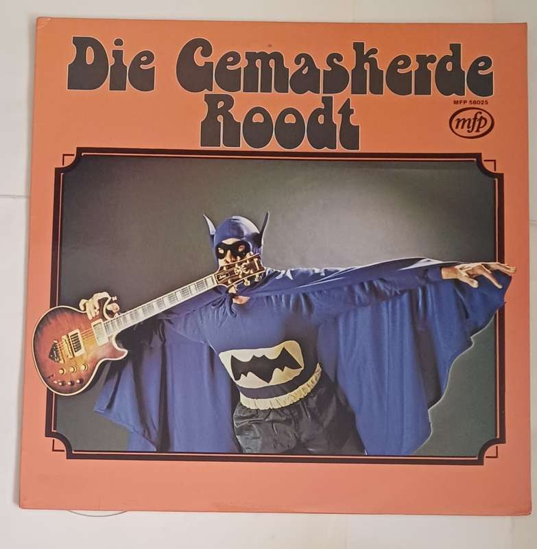 DIE GEMASKERDE ROODT