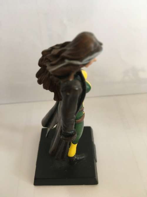 The Classic Marvel Figurine Collection #029 - Rogue (Figurine only)