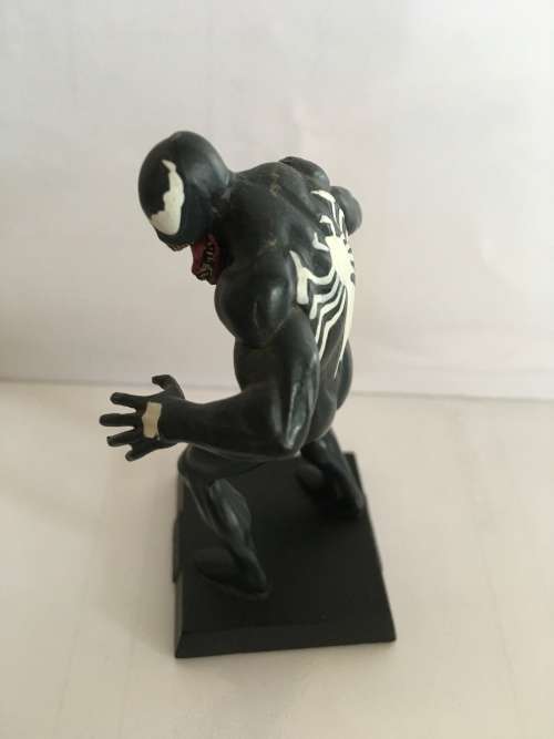 The Classic Marvel Figurine Collection #032 - Venom (Figurine only)